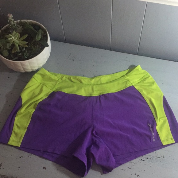 brooks glycerin shorts